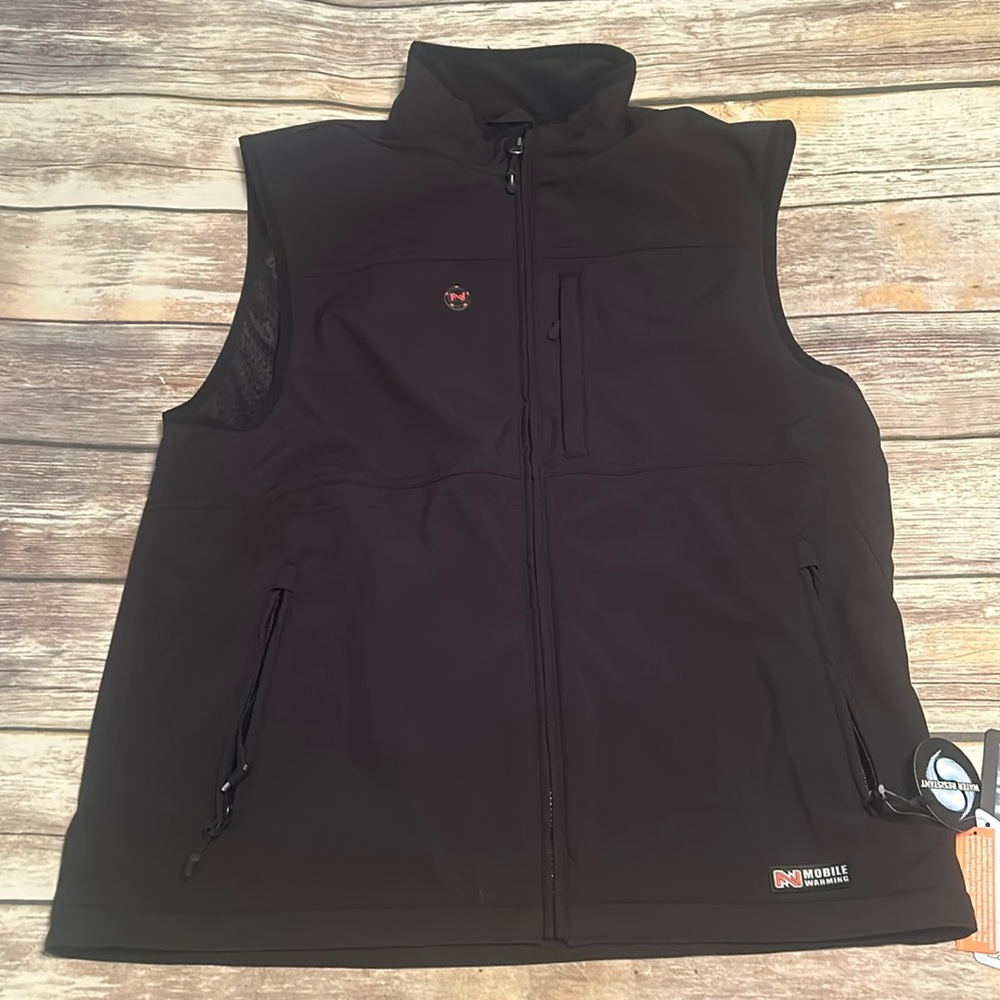 NWT The Fieldsheer Dual Power Water Resistant Heated Vest